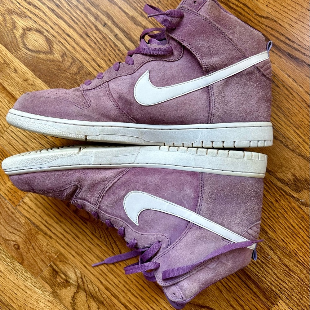 Men’s high top Lilac colored Nike’s